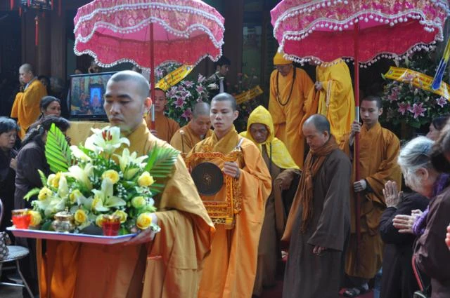 Hà Nội: Lễ tưởng niệm 18 năm Đệ nhất Pháp chủ GHPGVN - Đại lão HT.Thích Đức Nhuận viên tịch ảnh 9