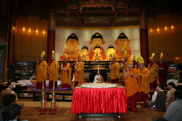 Le Hoan nguyen Man Da la tren cat 6.jpg