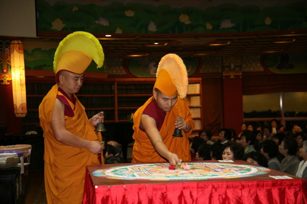 Le Hoan nguyen Man Da la tren cat 7.jpg