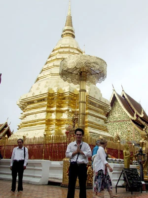 Đến Chiang Mai viếng chùa cổ ảnh 1