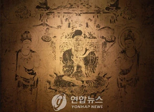 Su HQ dua van hoa den Nhat Ban 1.jpg