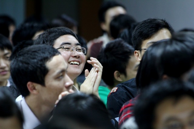 GS Trịnh Xuân Thuận: Có linh hồn tồn tại sau khi chết ảnh 3 GS Trịnh Xuân Thuận: Có linh hồn tồn tại sau khi chết ảnh 3