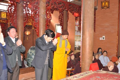 Lạng Sơn: Thứ trưởng Thường trực Bộ Công an tới chùa Thành lễ Phật ảnh 1 1.jpg