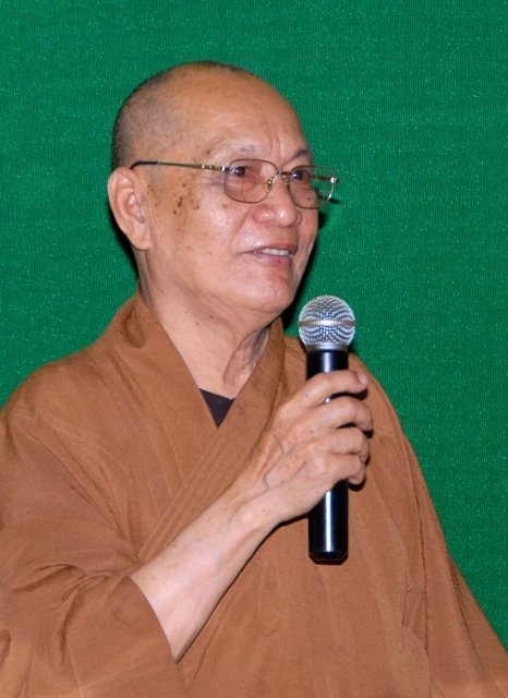 wPG Phu Nhuan tong ket 20115.JPG