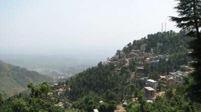 Hạnh ngộ ở Dharamsala ảnh 1 2011-bq-Mot_goc_khu_pho_McLeod_Ganj_521901883.jpg