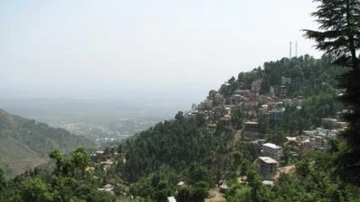 2011-bq-Mot_goc_khu_pho_McLeod_Ganj_521901883.jpg
