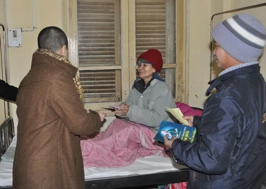 aw8 (3).JPG