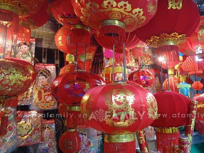 Chọn mua đồ trang trí khi Tết đến Xuân về ảnh 1 Chọn mua đồ trang trí khi Tết đến Xuân về ảnh 1
