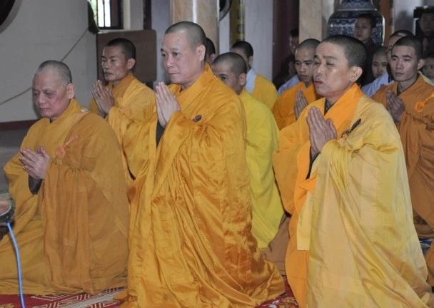 Hà Nội: Khánh tuế Đức Pháp chủ ảnh 2 wwwT81.jpg