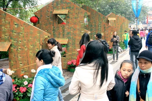 Không gian cách điệu của phố cổ thu hút sự chú ý của người xem