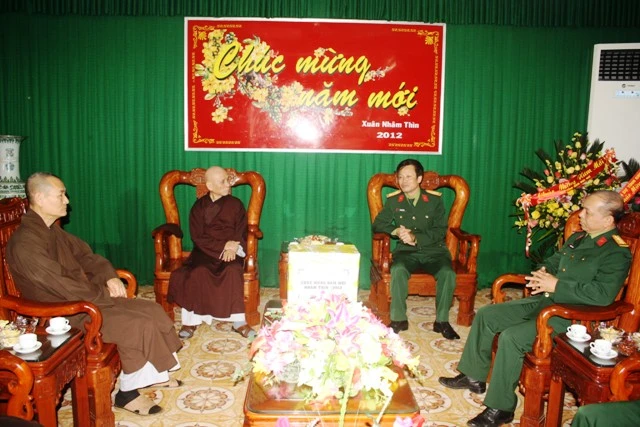 Thừa Thiên Huế: Thăm và chúc Tết lãnh đạo ảnh 9