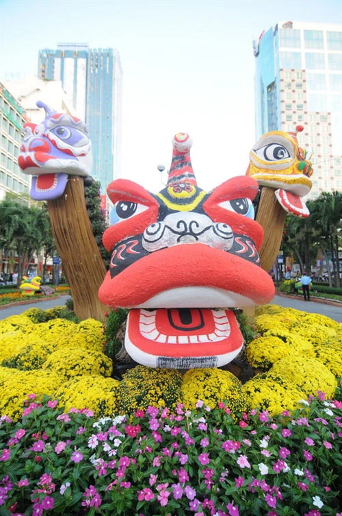 Tưng bừng khai mạc đường hoa Nguyễn Huệ ảnh 11