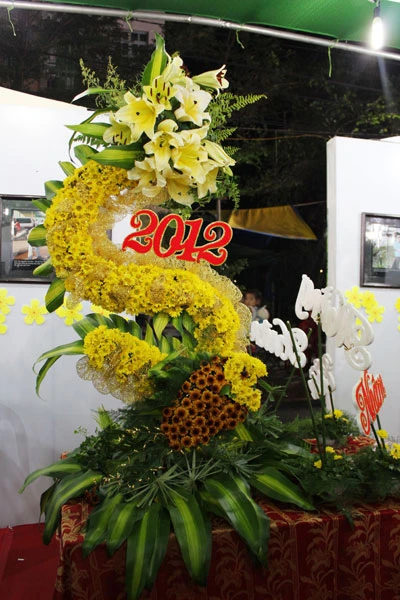 Độc đáo trái cây hóa rồng năm Nhâm Thìn ảnh 2