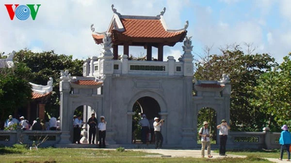 Chùa Trường Sa lớn - một trong 3 ngôi chùa vững vàng trước sóng gió Trường Sa.