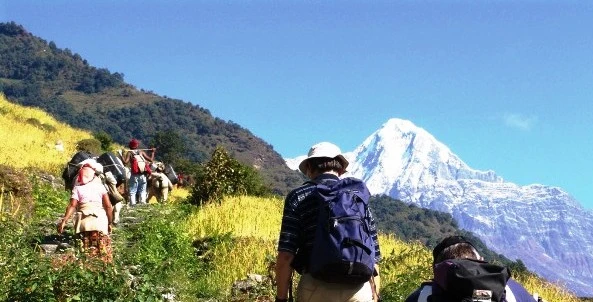 nepal_trekking.jpg
