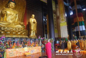 Trung Quốc: Lễ Thánh đản Đức Di Lặc và đón năm mới ảnh 26