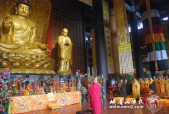 Trung Quốc: Lễ Thánh đản Đức Di Lặc và đón năm mới ảnh 26