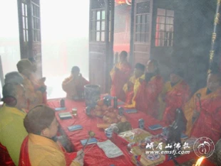 Trung Quốc: Lễ Thánh đản Đức Di Lặc và đón năm mới ảnh 29