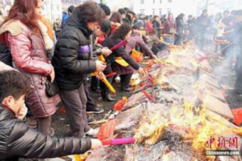 Trung Quốc: Lễ Thánh đản Đức Di Lặc và đón năm mới ảnh 44