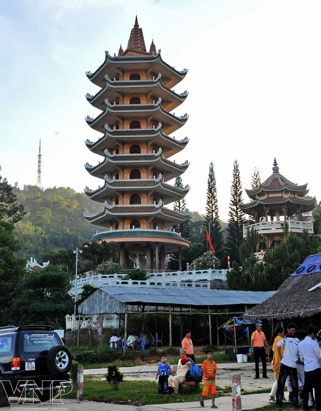 Nên thơ núi Cấm ảnh 7