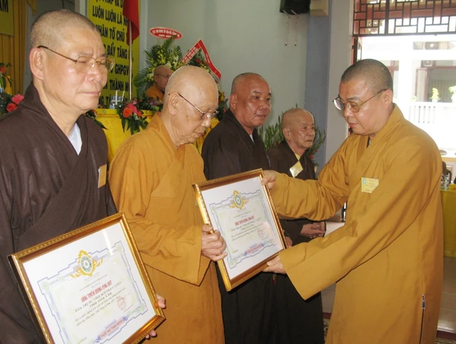 Thích Thanh nhiễu 1.JPG