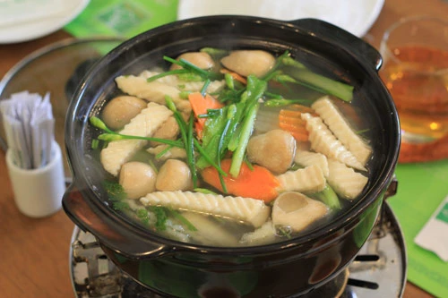 Món ăn với nhiều màu sắc đẹp mắt.