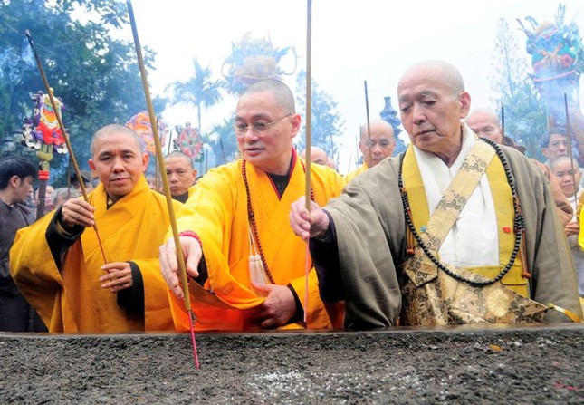 chùa hương.jpg