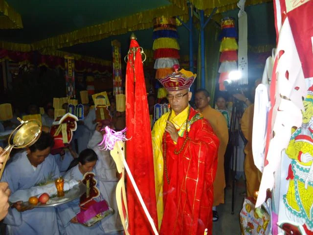 Lễ an vị Phật tại chùa Giác Ngộ ảnh 2 DSC04213_640x480.jpg
