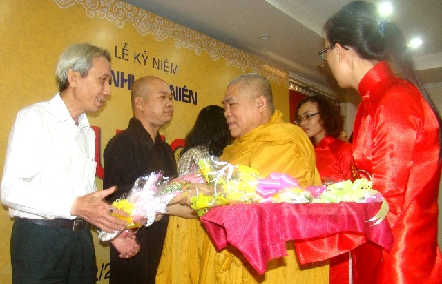 Kỷ niệm 2 năm ra mắt Du Lịch Tâm Linh ảnh 1 wDinhLong1.JPG