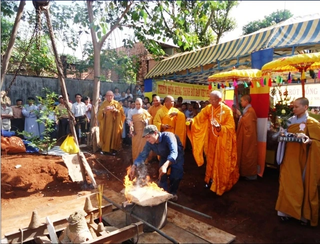 3 sai tinh.jpg