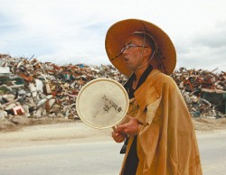 600 km, 150 lần tụng kinh và 20.000 bản kinh chép tay ảnh 1 Thầy Renjo Miura.jpg