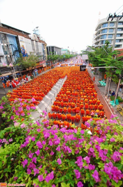 Chùm ảnh: Lễ đặt bát cúng dường 22.600 vị sư ảnh 3