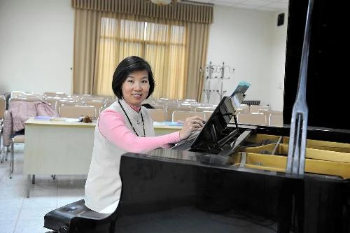 PGS.TS Cù Lệ Duyên & chữ duyên với nhạc Phật giáo ảnh 1