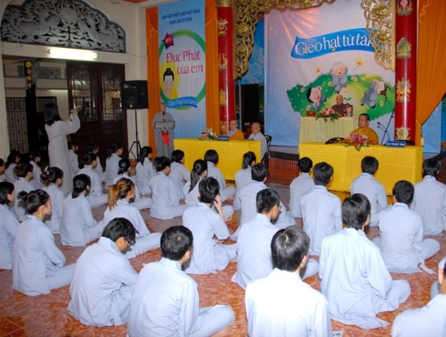 Khóa tu Gieo hạt từ tâm04.JPG