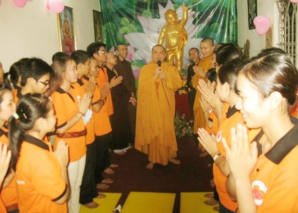 CLB Nhận Sinh mừng khánh đản (6).jpg