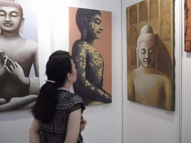 Triển lãm tranh Đức Phật vô thượng05.jpg