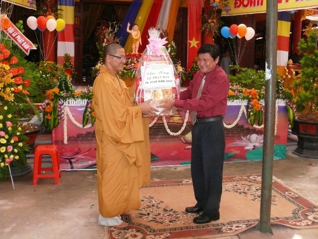 Phật đản Huyện Gò Dầu03.JPG