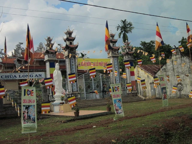 Phật đản về trên vùng đất đỏ Đồng Nai ảnh 4 7,.JPG