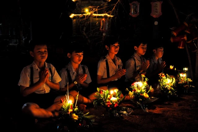 Con đã thấy Phật về... ảnh 15 quang man- nghethuatphatgiao.jpg