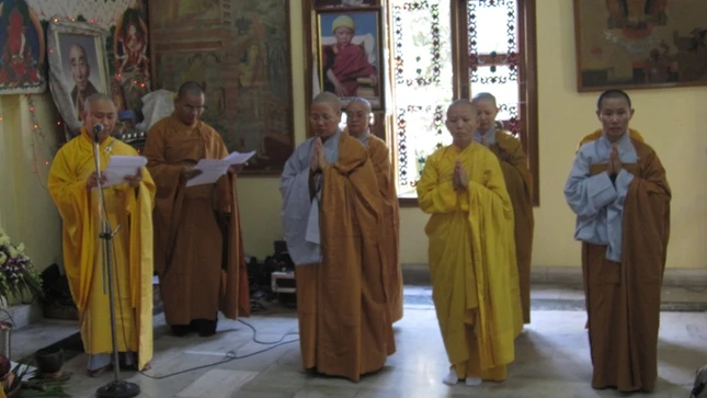 Ấn Độ: Tăng Ni sinh viên tại New Delhi mừng Phật đản ảnh 8