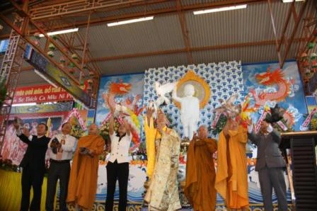 Phật đản Đắc Lắc 4.jpg