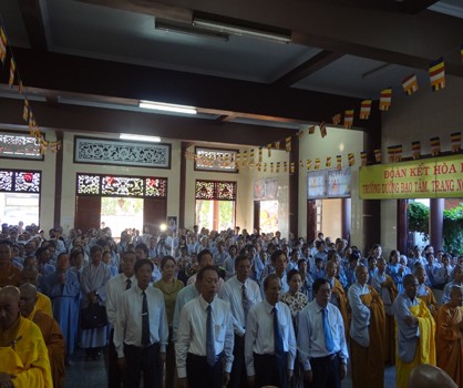 Phật giáo Bình Thuận kính mừng Phật đản ảnh 2 chinh quyen du le.jpg