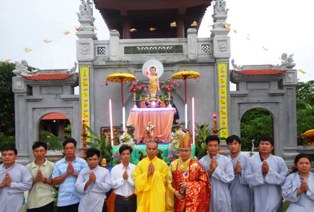 Phật đản Trường Sa.jpg