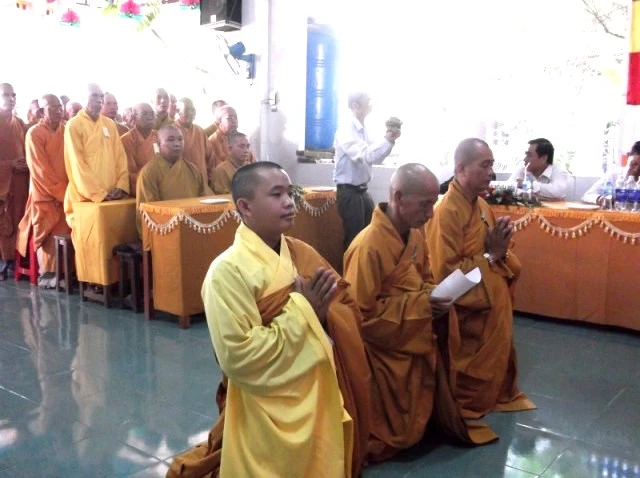 hành giả ACKH phát nguyện.jpg
