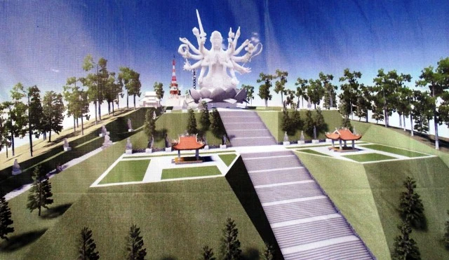 mo hinh tuong dai Bo ta CDV cao 49 m.JPG