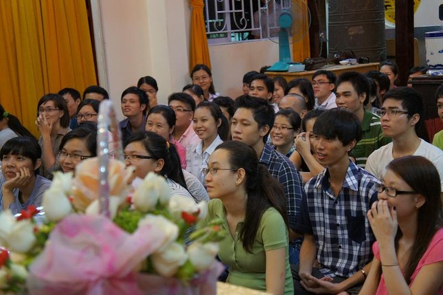 Niềm vui tuổi thơ, tách trà hội ngộ ảnh 3 Bạn trẻ tham gia.jpg