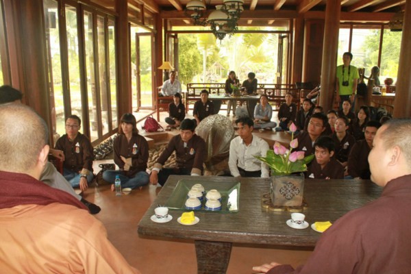 Khóa tu thầy Pháp Bảo gửi.jpg