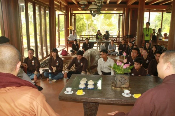 Khóa tu thầy Pháp Bảo gửi.jpg