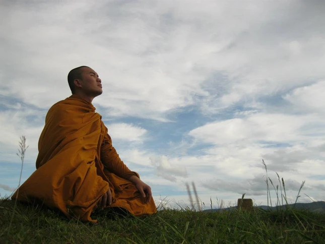 Anh bên kia thế giới.jpg