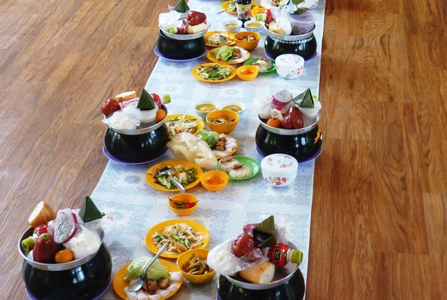 SONG DAO-DIEU KIM.jpg